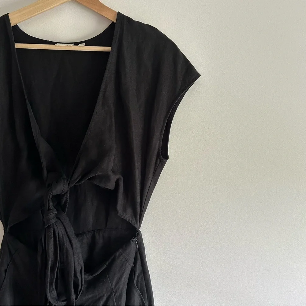 Aritzia Wilfred Ecoulement Open Tie Back Linen Jumpsuit Black sz 2